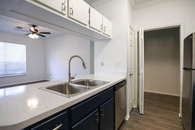 Sycamore Farms Apartments - 4