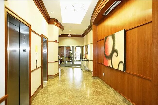 Building Photo - 777 7th St NW