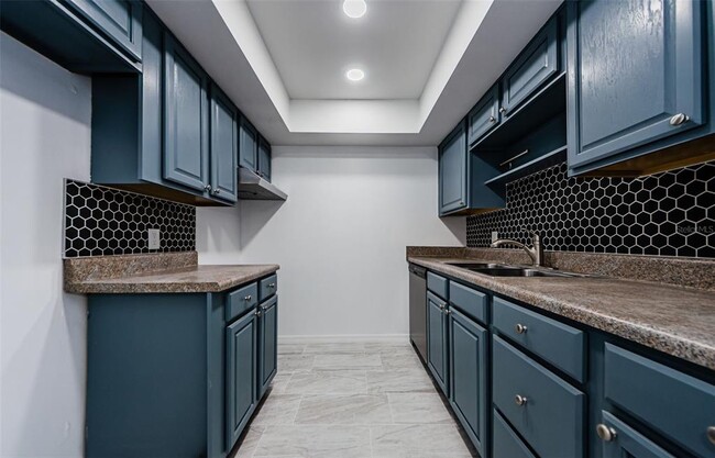 Foto del edificio - 617 N Keene Rd
