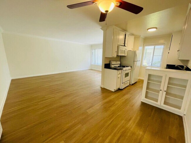 Foto del edificio - 1631 Barry Ave