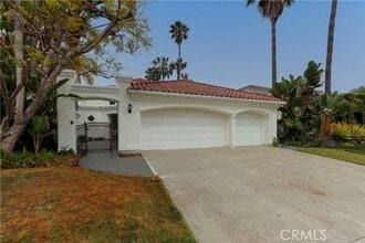 Building Photo - 11 Terraza