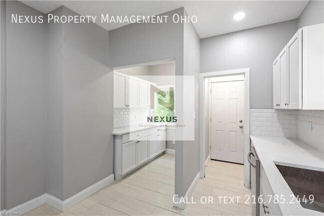 Foto del edificio - 13803 Mcelhattan Ave