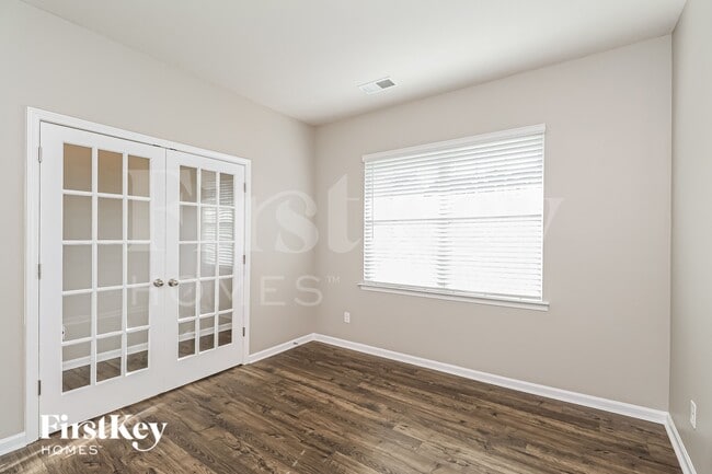 Building Photo - 5048 Deisy May Ln