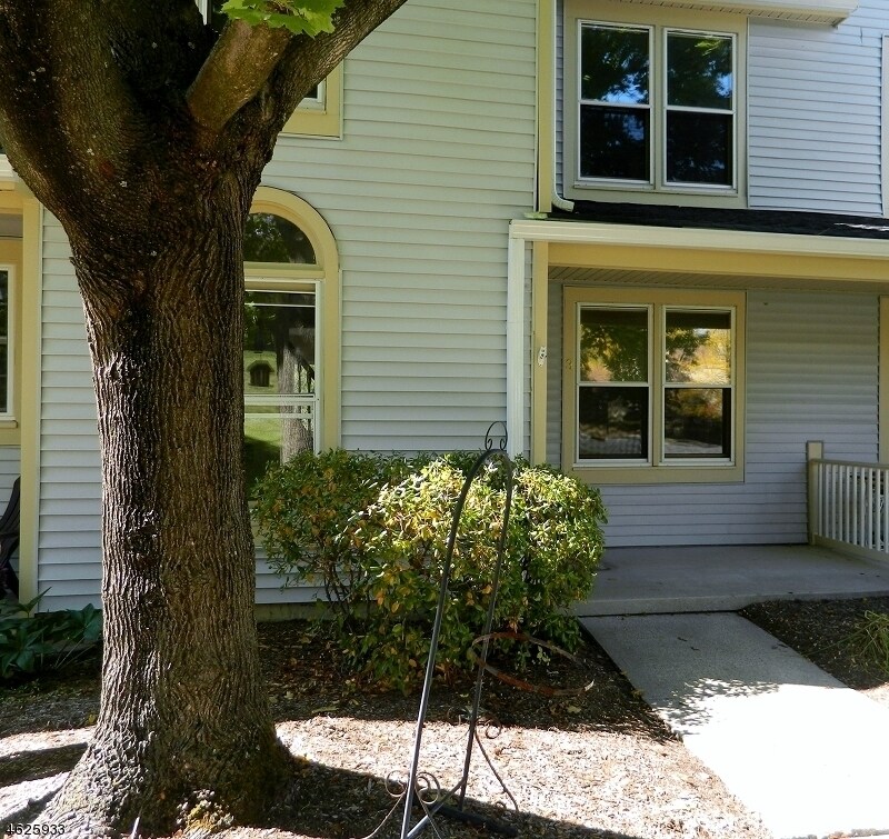 3 Raven, Hackettstown, NJ 07840 Townhome Rentals in Hackettstown NJ