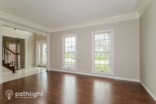 Building Photo - 2211 Oak Crest Manor Ln, Ballwin, MO, 63011