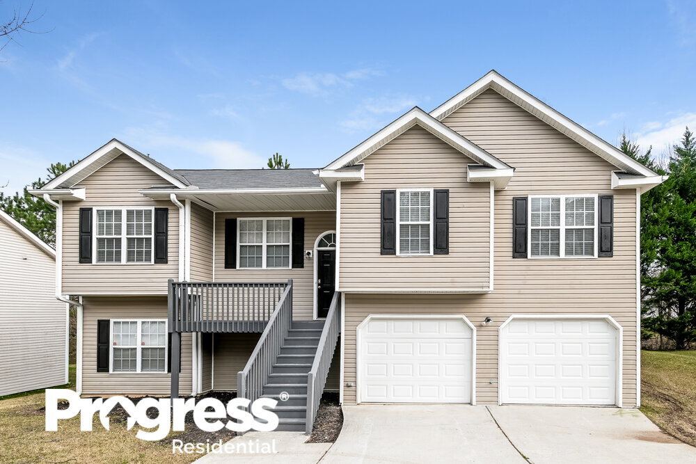 Primary Photo - 6401 Harvester Cir