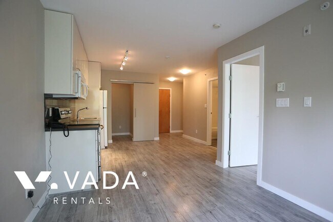 Photo du bâtiment - Fusion 1 BR APT Rental 301-828 Cardero St Vancouver: VADA