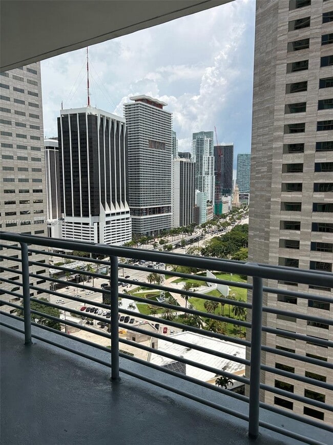 Building Photo - 335 S Biscayne Blvd