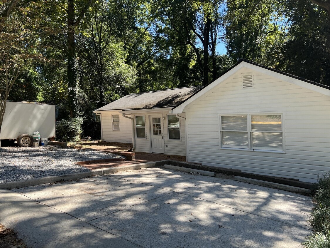 Photo - 230 Habersham Dr (Athens, GA)