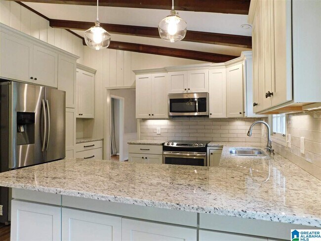 Building Photo - 2836 Vestavia Forest Pl