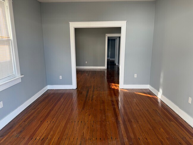 Building Photo - 2454 N Derbigny St