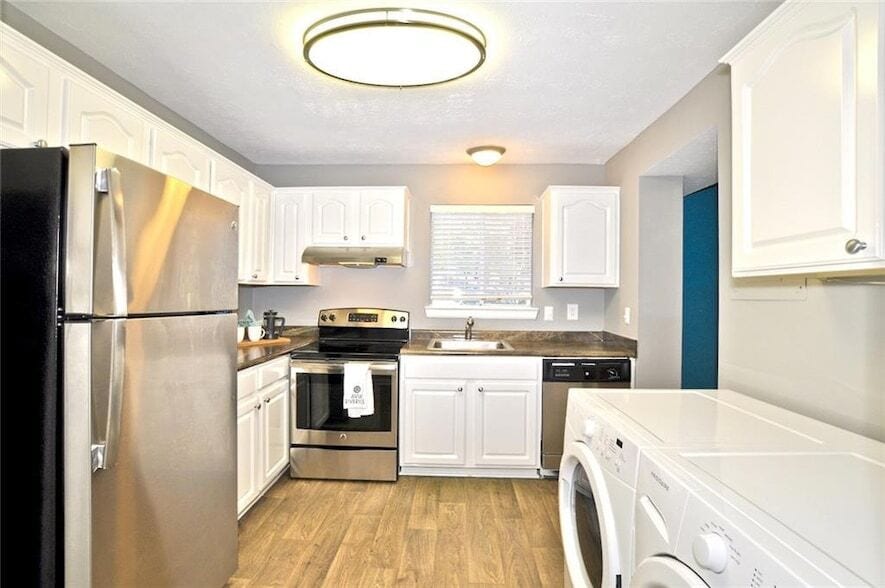 Photo - 100 Chattahoochee Cir