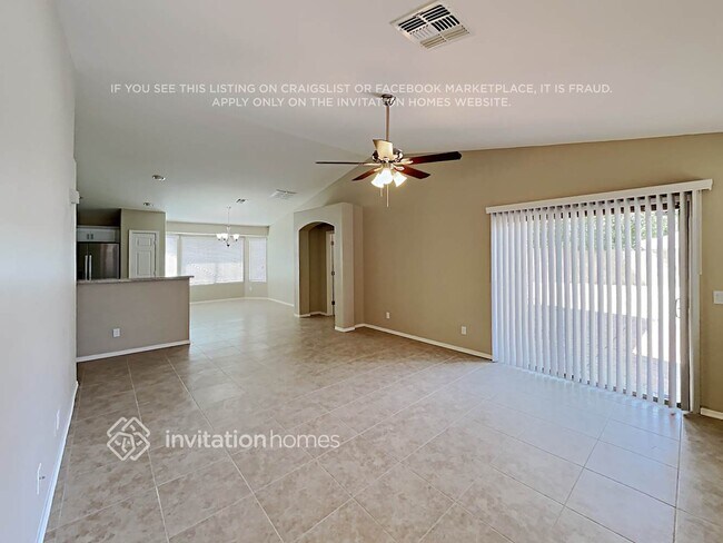 Foto del edificio - 3122 S 93rd Ln