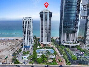 Building Photo - 18671 Collins Ave