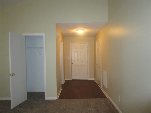 Building Photo - 1283 Spring Lake Dr
