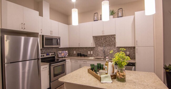 Foto del edificio - 2501 Walsh Tarlton Ln