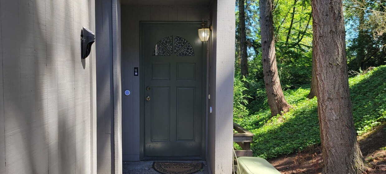 Foto principal - Redmond Bridle Trails One bedroom!