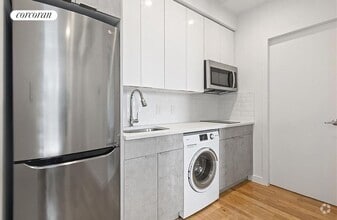 Building Photo - 648 W 158th St