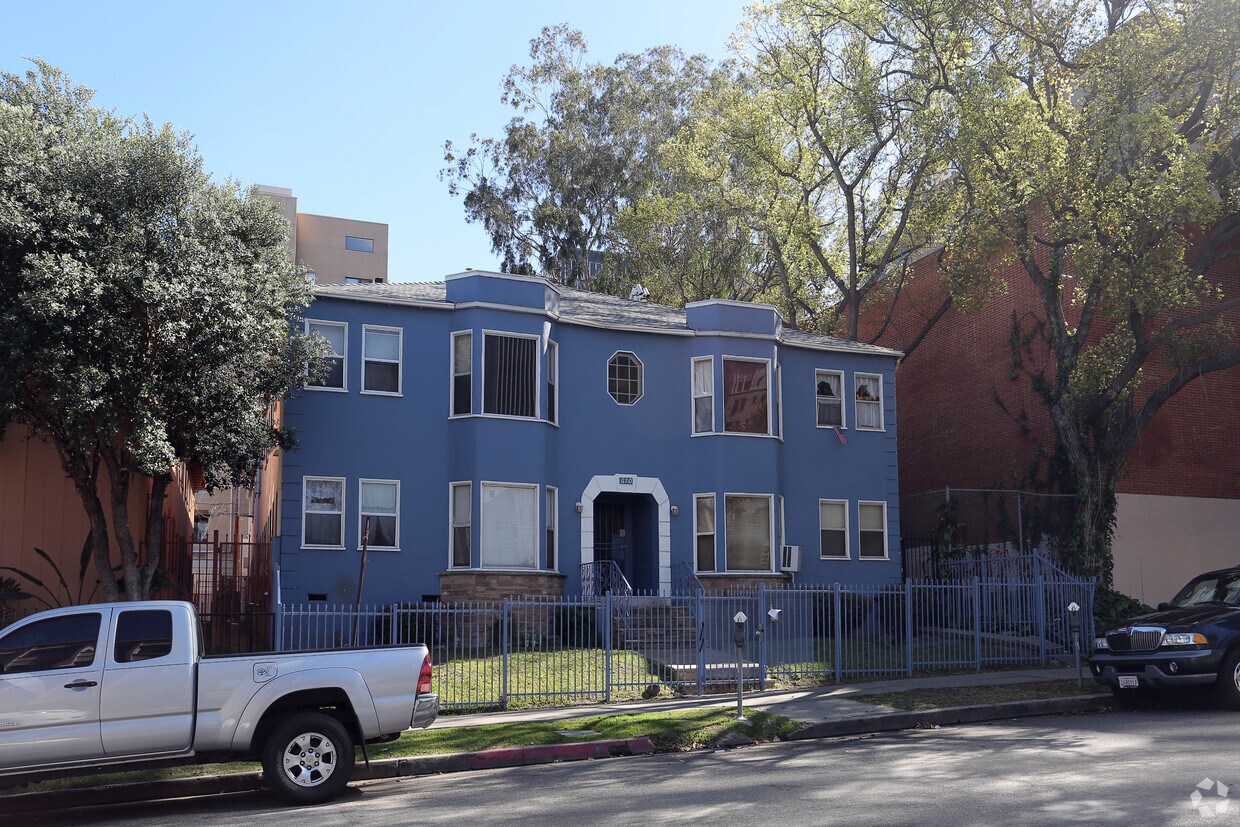 Primary Photo - 620 S Catalina St