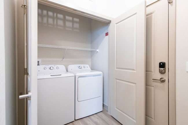 Wash On - Urbon @ Nona Apartment Homes