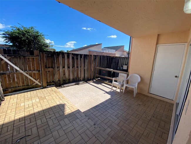 Foto del edificio - 8536 SW 156th Ct