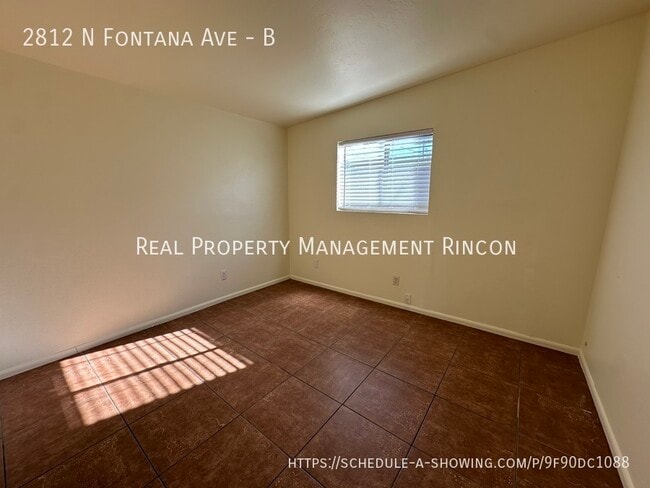 Building Photo - 2812 N Fontana Ave