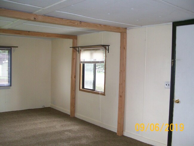 Building Photo - 3098 Springhill Rd