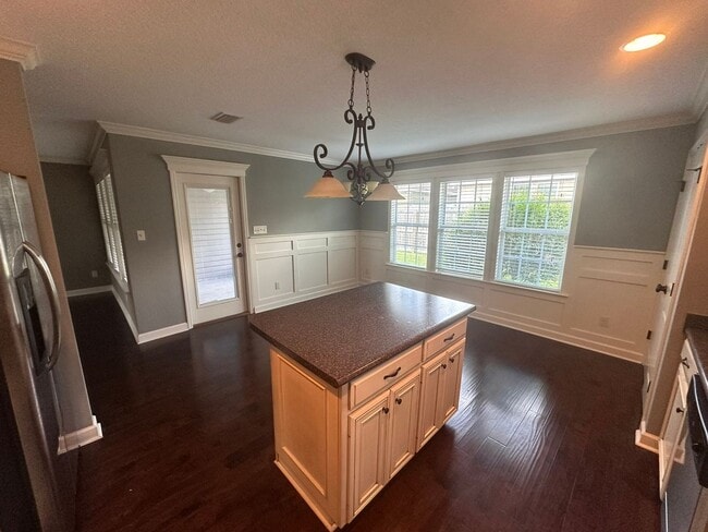 Building Photo - Stunning 3 Bed, 2 Bath Hahira Rental