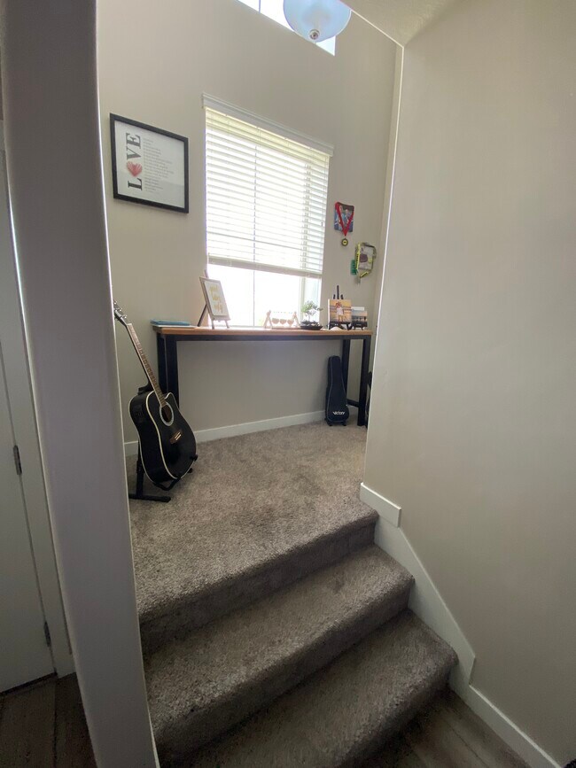 Foto del edificio - 1098 Emerald Pools Ln