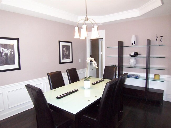 Foto del edificio - 1310 Montcliff Dr