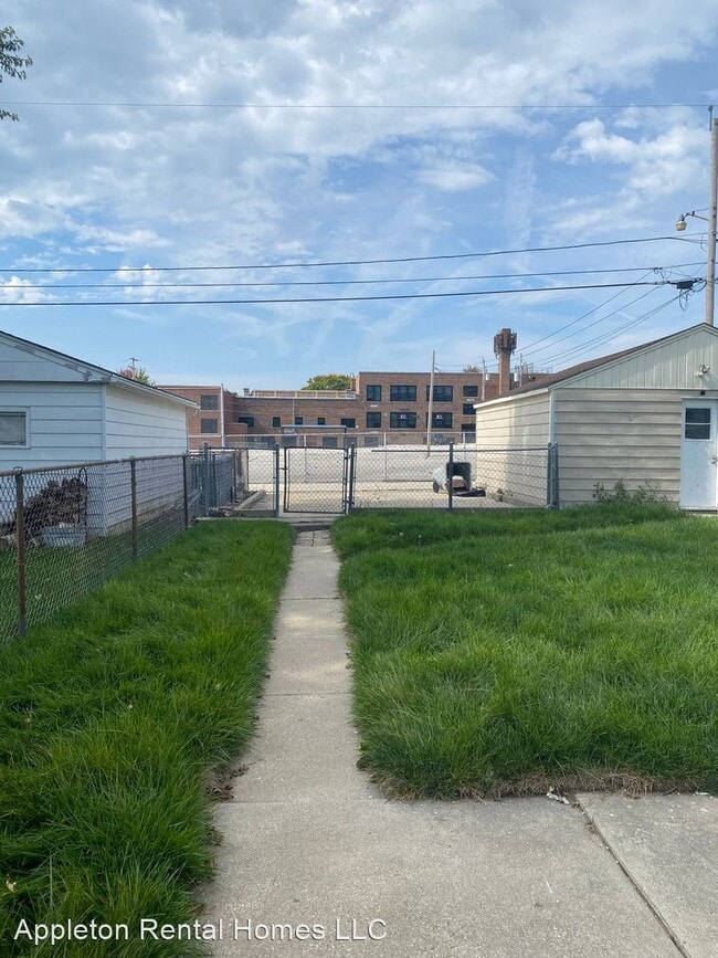 Building Photo - 2 br, 1 bath House - 5019 N 51