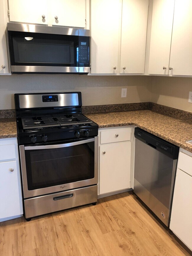 Range and Dishwasher - 410 W Imperial Hwy
