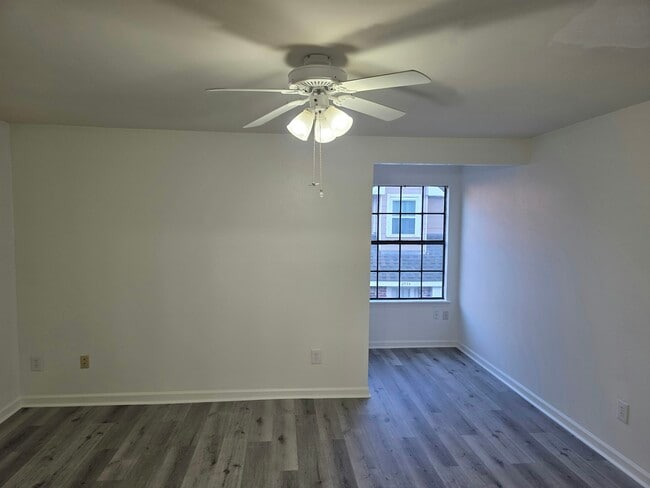 Foto del edificio - 2022 Michel Delving Rd