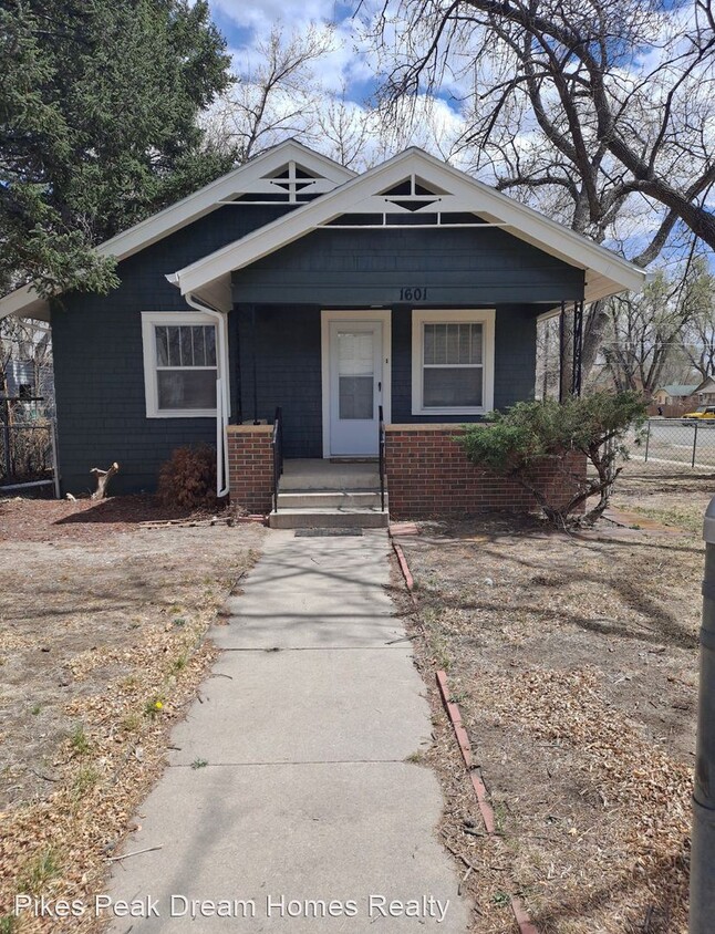 Foto principal - 2 br, 1 bath House - 1601 North El Paso St...