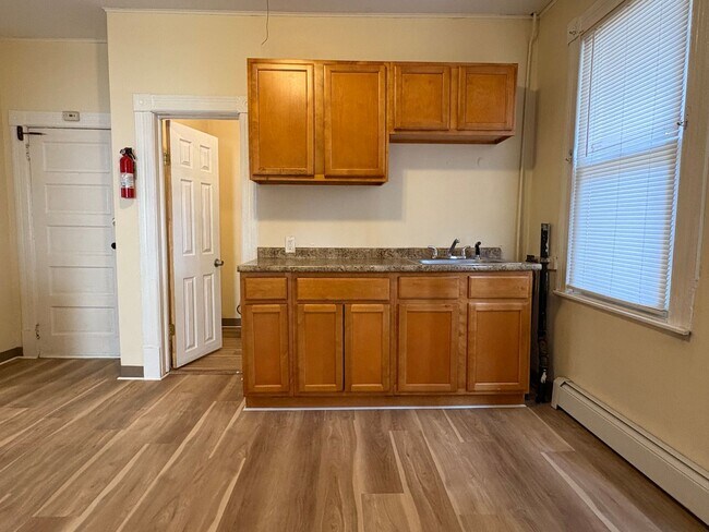 Photo - 36 Walnut St Apartment