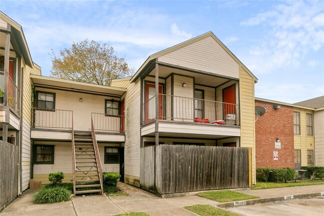 Building Photo - 13480 S Thorntree Dr