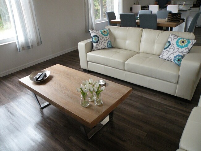 Foto del edificio - 10220 W Waterlander Lp