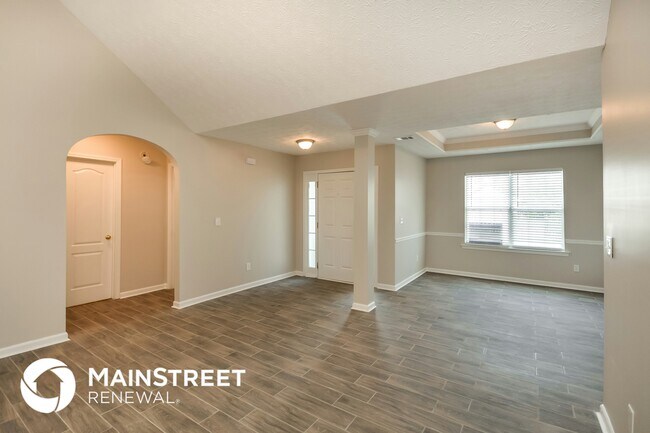 Foto del edificio - 5080 Towne Park Dr