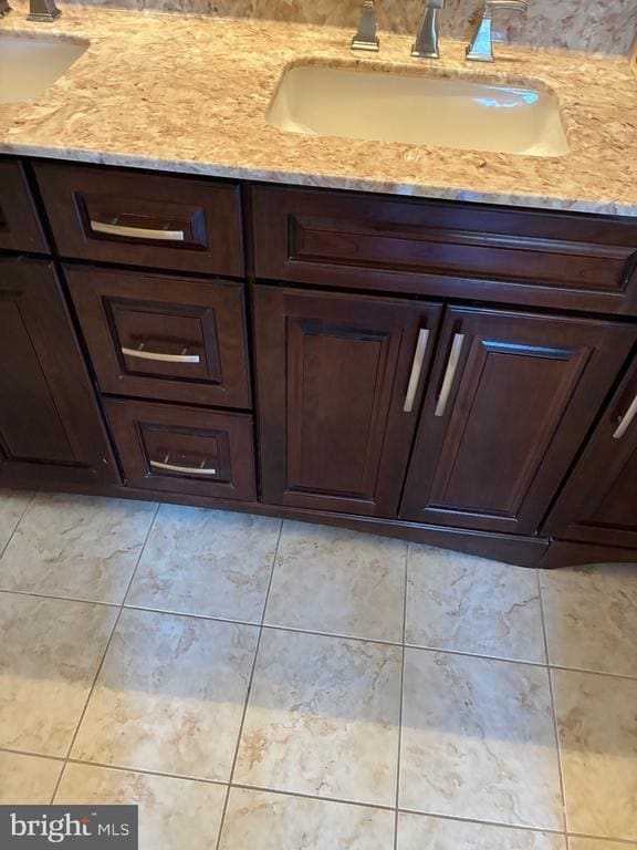 Foto del edificio - 83 Glenview Ln