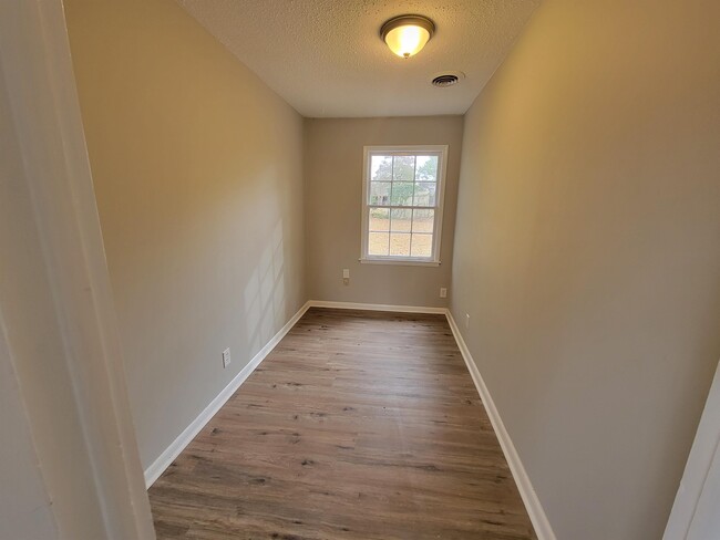 Foto del edificio - 3386 Habersham Rd
