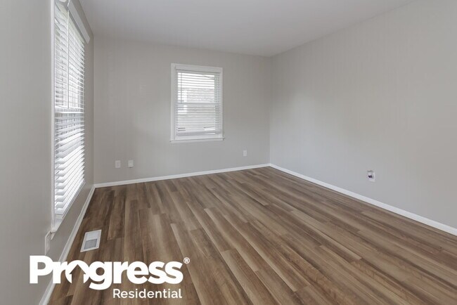 Building Photo - 624 Dobson Dr
