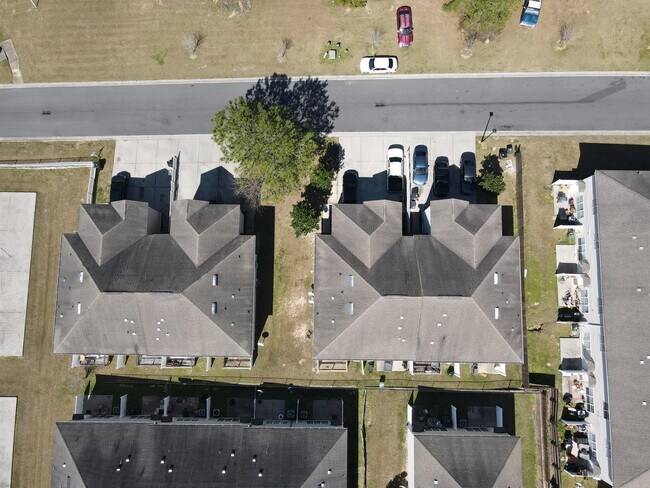 Building Photo - 5323 Dreamers Ln