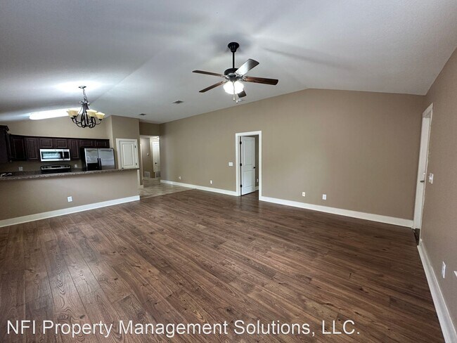 Foto del edificio - 3 br, 2 bath House - 283 Cottage View Dr.