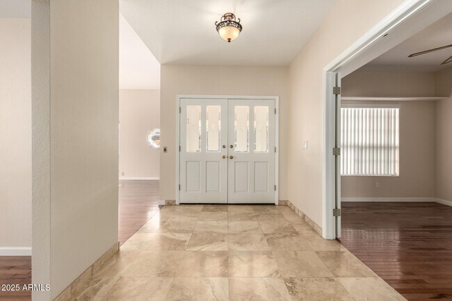 Foto del edificio - 15602 N 19th St