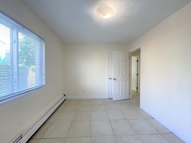 Foto del edificio - 6 McLean Pl