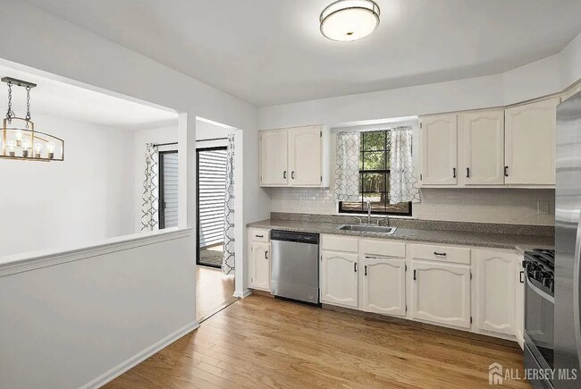 Foto del edificio - 804 Timber Oaks Rd