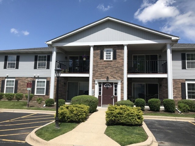 Foto principal - 935 Golf Course Rd