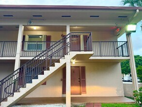 Building Photo - 11205 SW 88th St
