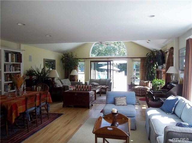 Building Photo - 16 Baycrest Ave