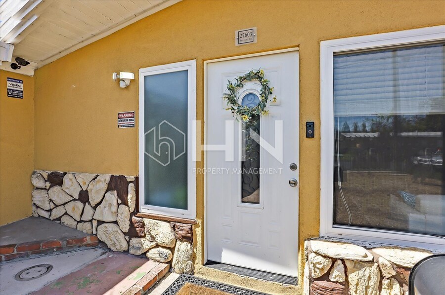 Primary Photo - 27603 Barcelona Ave